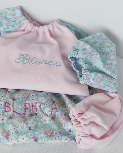 Bata para niños personalizada - Imagen 3