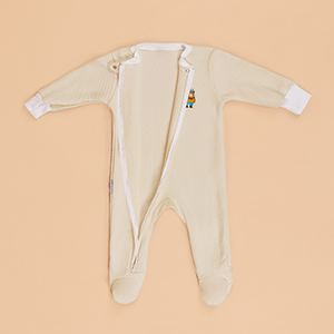 Enterizo Jacquard Crema Pijama – Indio